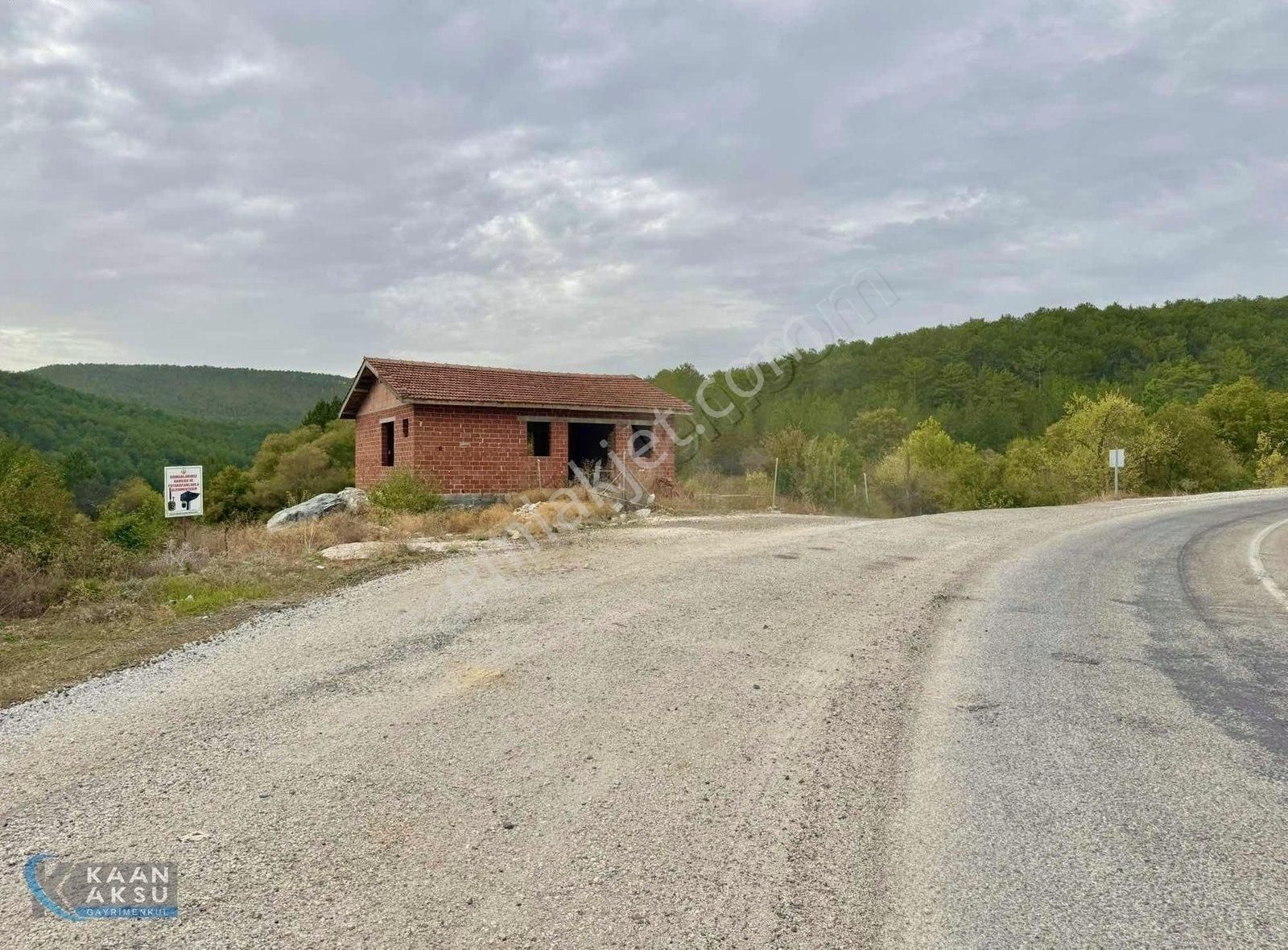 Keles Harmancıkdemirci'de 1.590m2 İçinde Suyu Var 590.000tl