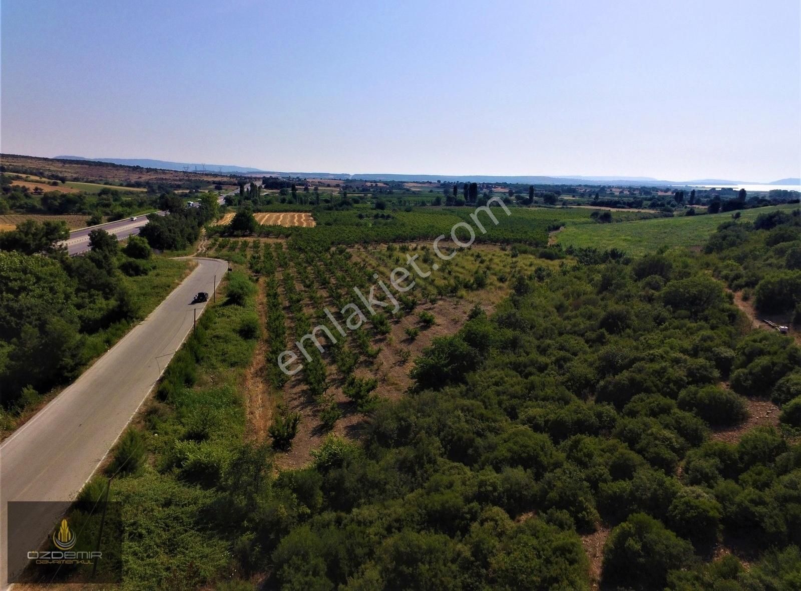 Çanakkale Merkez Musaköy Köyü Satılık Tarla KARAYOLUNA CEPHE DENİZE YAKIN TİCARİ İMARA UYGUN BÜYÜK ARAZİ