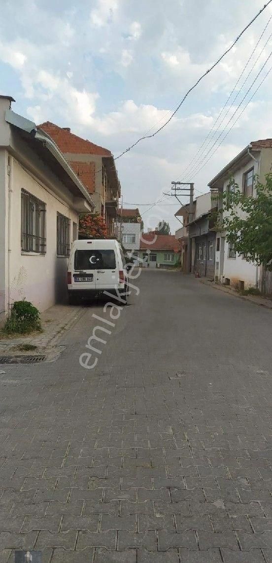 Yenişehir Çayır Satılık Müstakil Ev Cayır Mahallesi'nde bakımlı bahçeli müstakil ev