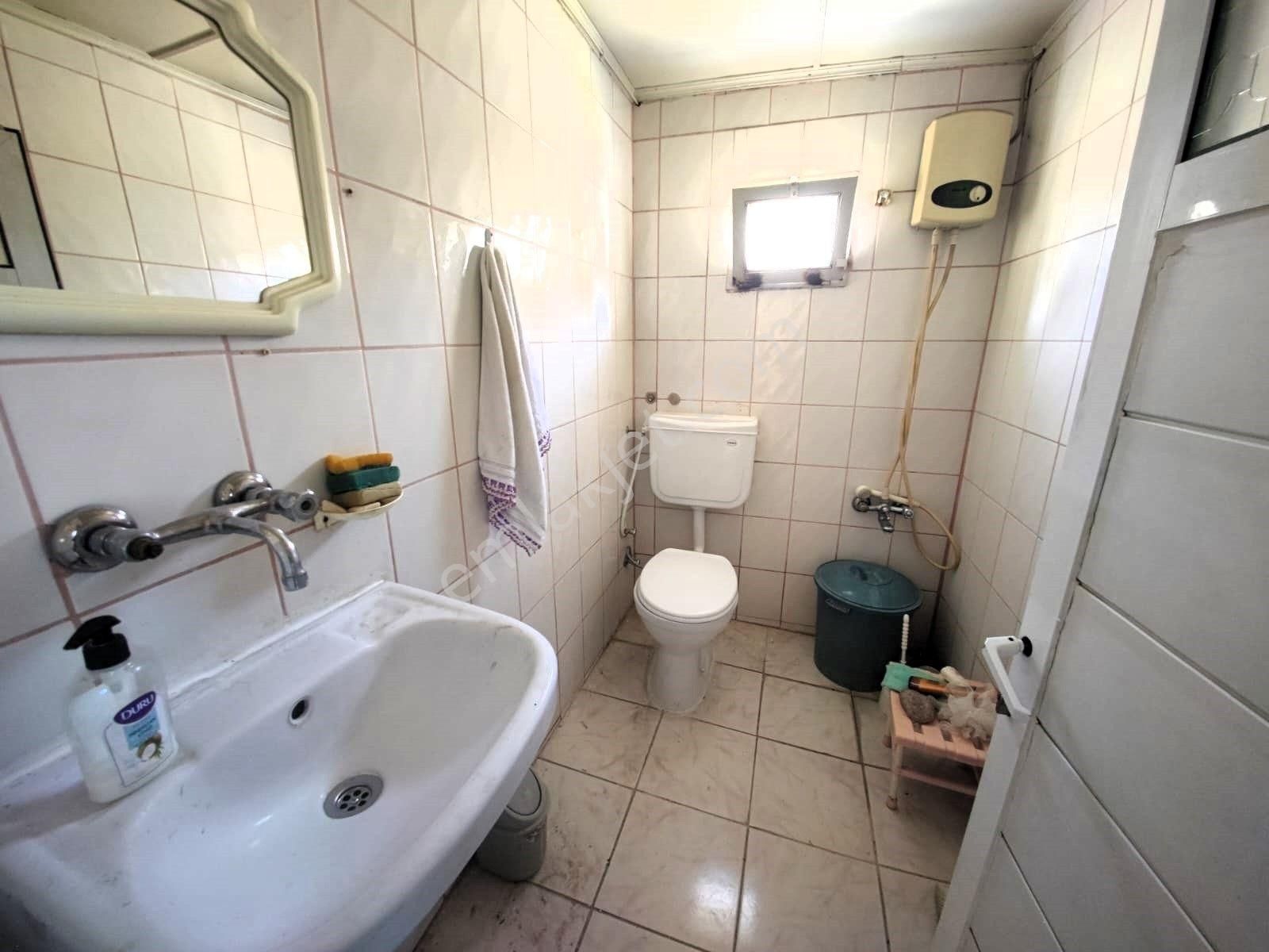 Karşıyaka Cumhuriyet Mah. Deniz Manzaralı Komple Satılık Bina - Görsel 24