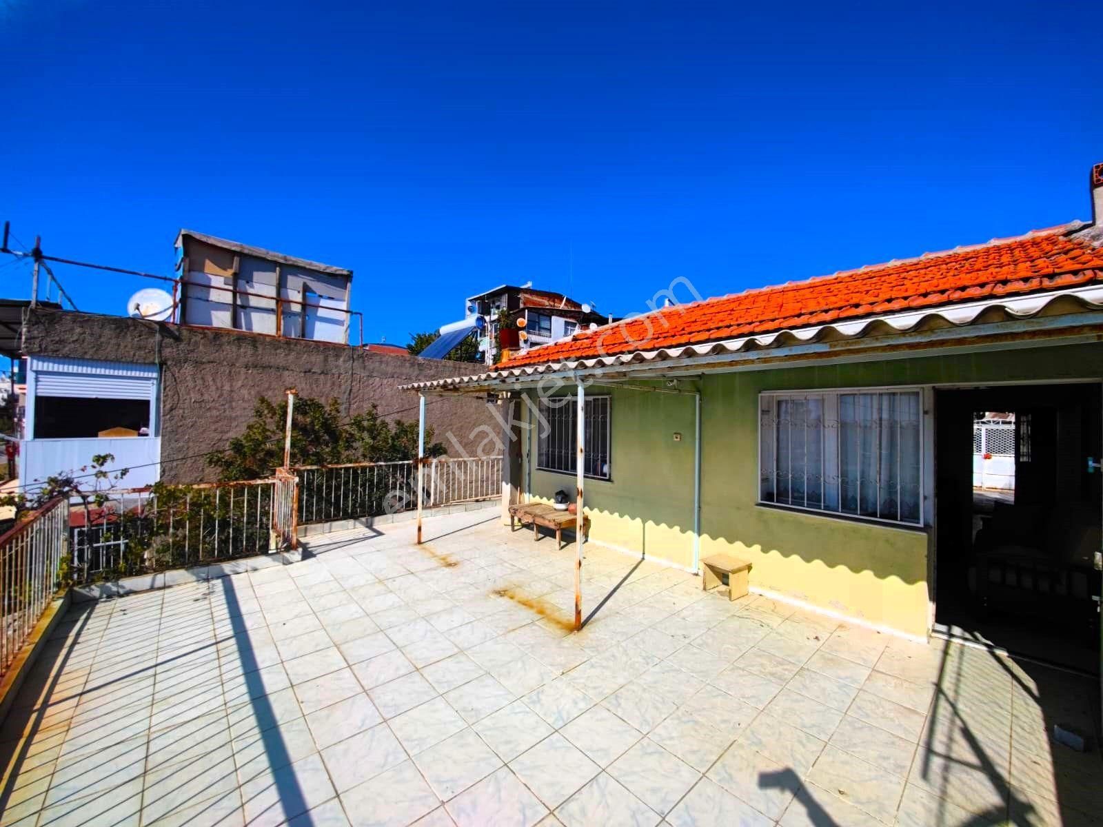 Karşıyaka Cumhuriyet Mah. Deniz Manzaralı Komple Satılık Bina - Görsel 30