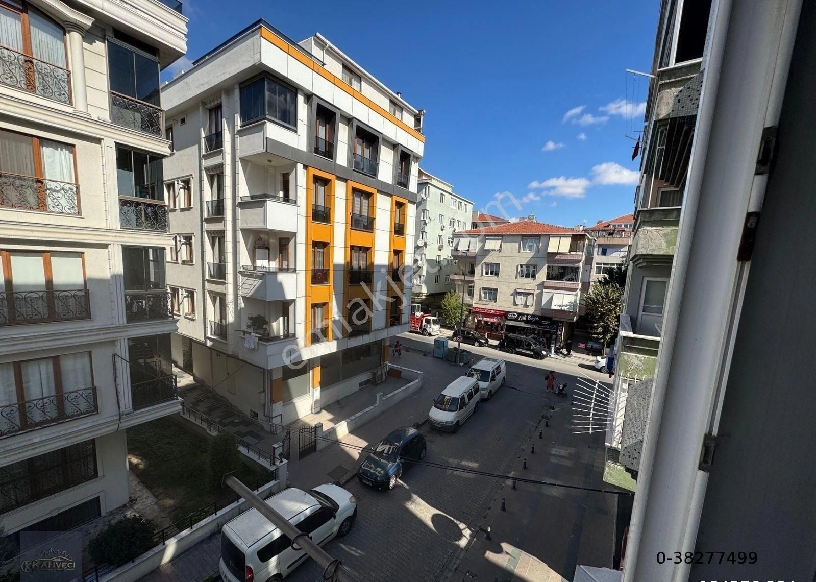 Küçükçekmece Yeni Mahalle Kiralık Daire KAHVECİ EMLAK'tan YENİMAHALLE'de KİRALIK 2+1 110 M2 DAİRE