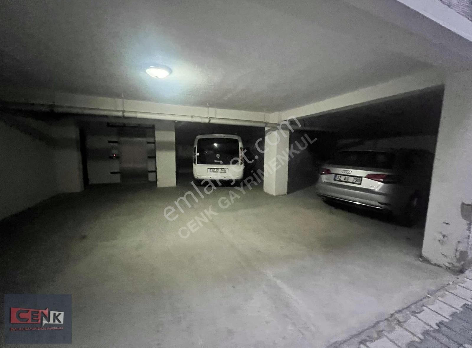 Isparta Merkez İstiklal Satılık Daire İSTİKLAL MAHALLESİ SATILIK 3+1 DAİRE