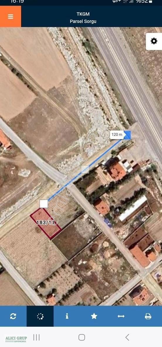 Meram Çarıklar Satılık Konut İmarlı KARAMAN YOLUNA 120 METRE TEK TAPU 541 METREKARE SATILIK ARSA