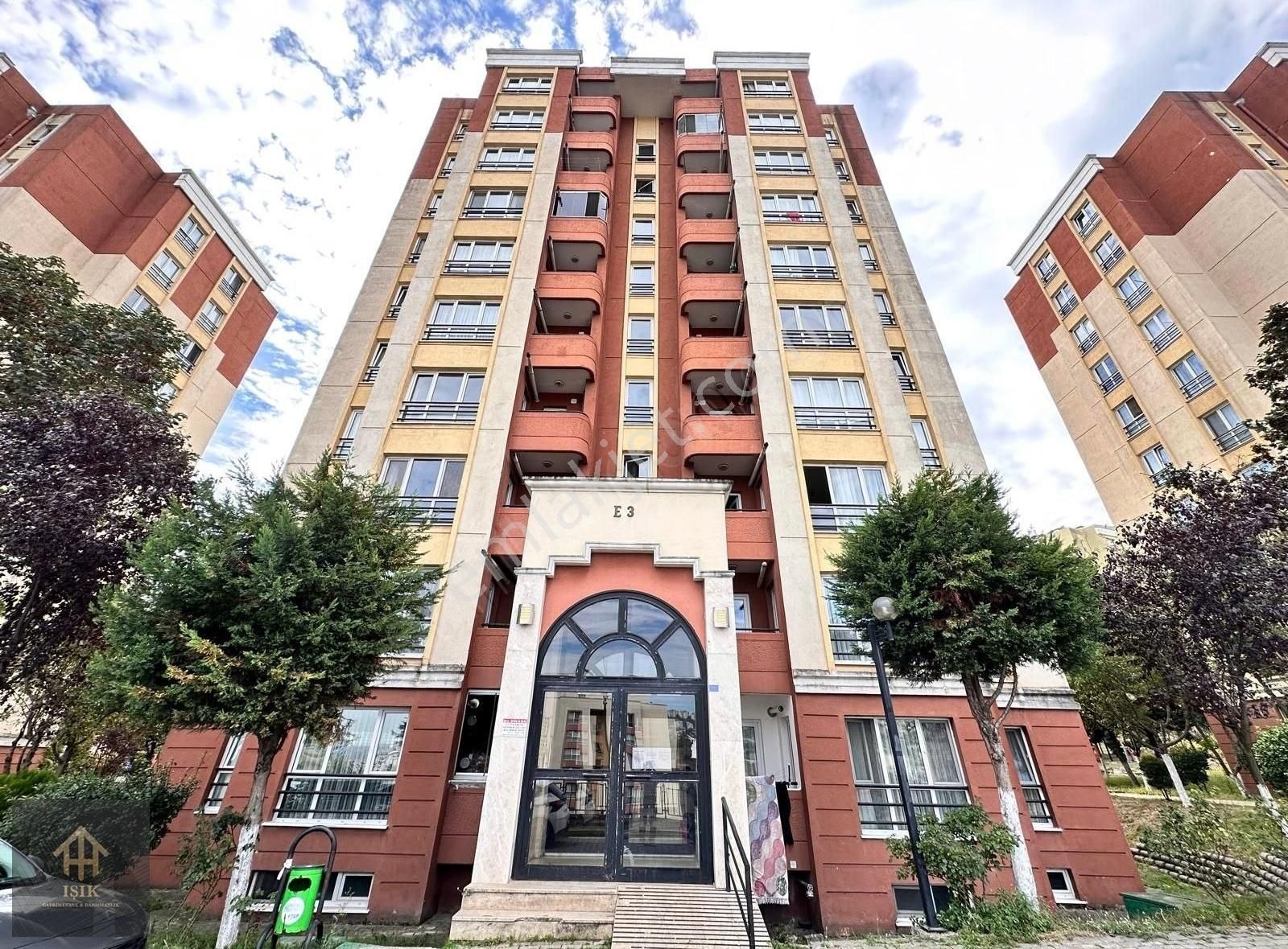 İzmit 28 Haziran Satılık Daire KENT KONUT 2.ETAP ÜST KAT 2+1 SATILIK DAİRE