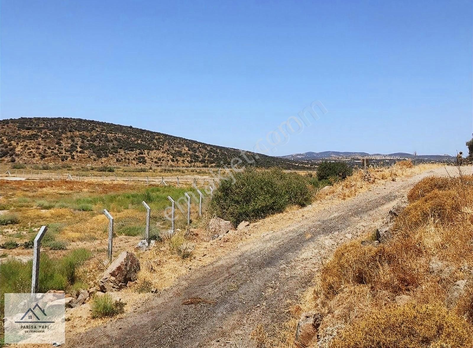 Foça Yenibağarası Satılık Tarla FOÇADA DENİZE YAKIN KUPON YER BU HAFTA GEÇERLİ FİYAT