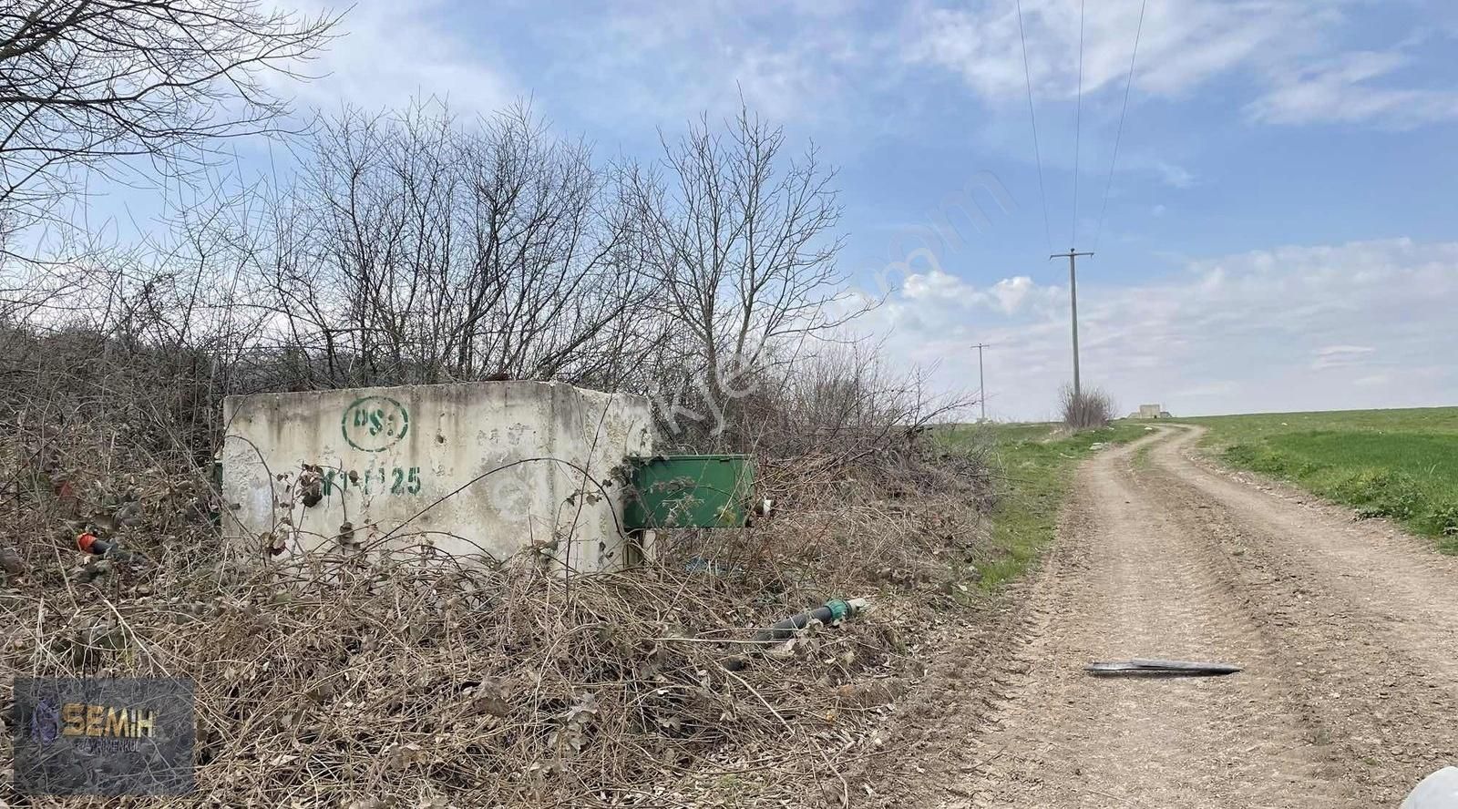 Yenişehir Gökçesu Satılık Tarla Semih'den Gökçesuda Yolu Suyu Başında Bölgeninin En Uygunu