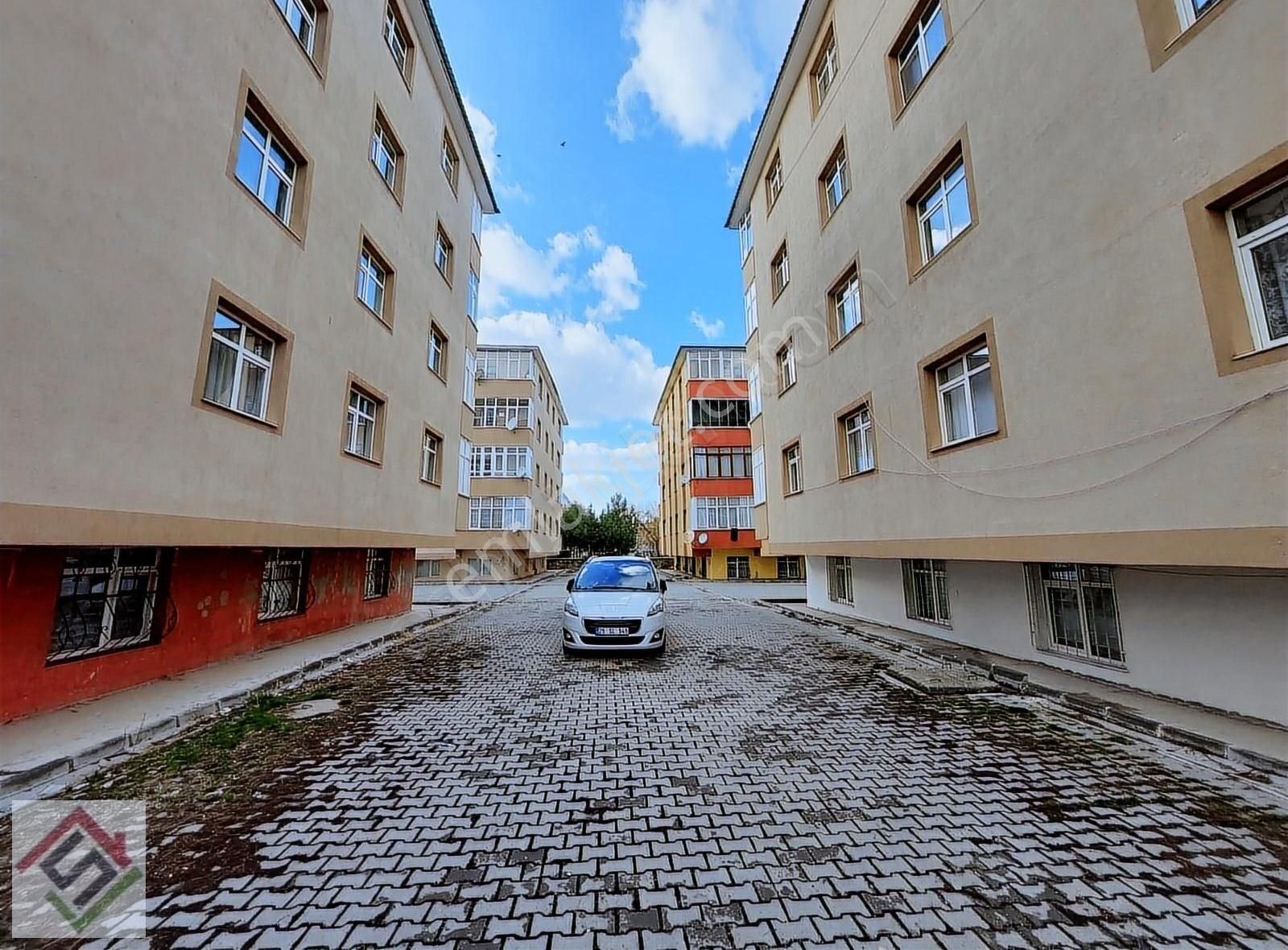 Aziziye Saltuklu Satılık Daire SAĞLAM'DAN KÖŞE BAŞI SATILIK 4+1 DAİRE