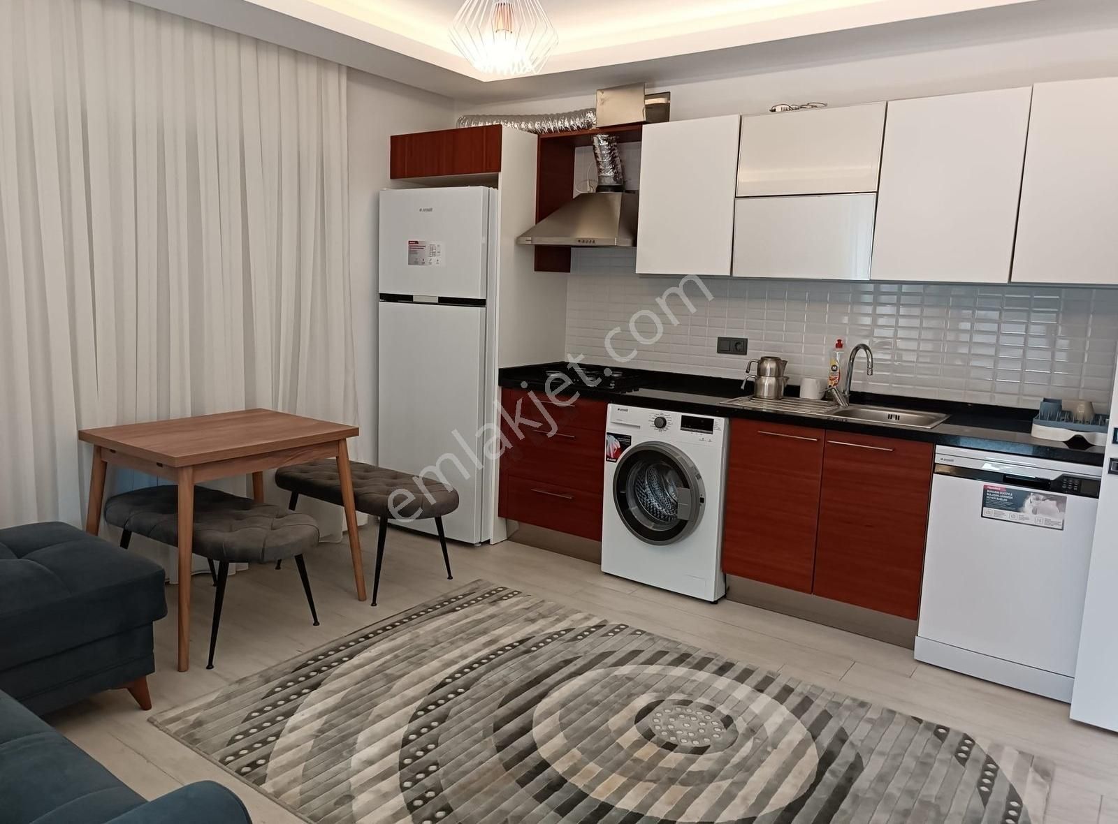 Fethiye Akarca Kiralık Daire ŞEHİT.FETHİBEY PARKI KARŞISINDA YERDEN ISITMALI 2+1 BOŞ DAİRE