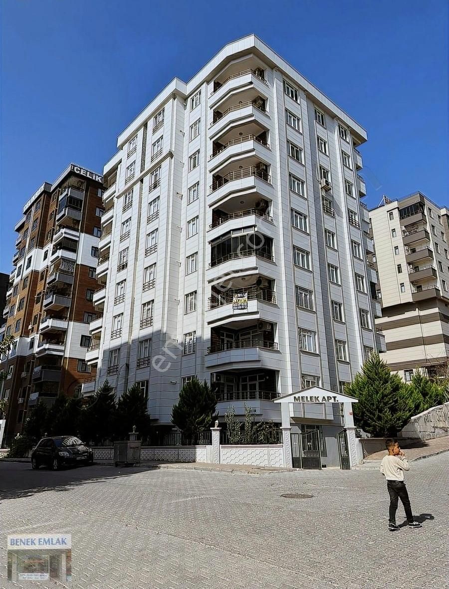 Karaköprü Akbayır Satılık Daire BENEK EMLAK BASIN SİTESİ YANI 4+1 LÜKS DAİRE