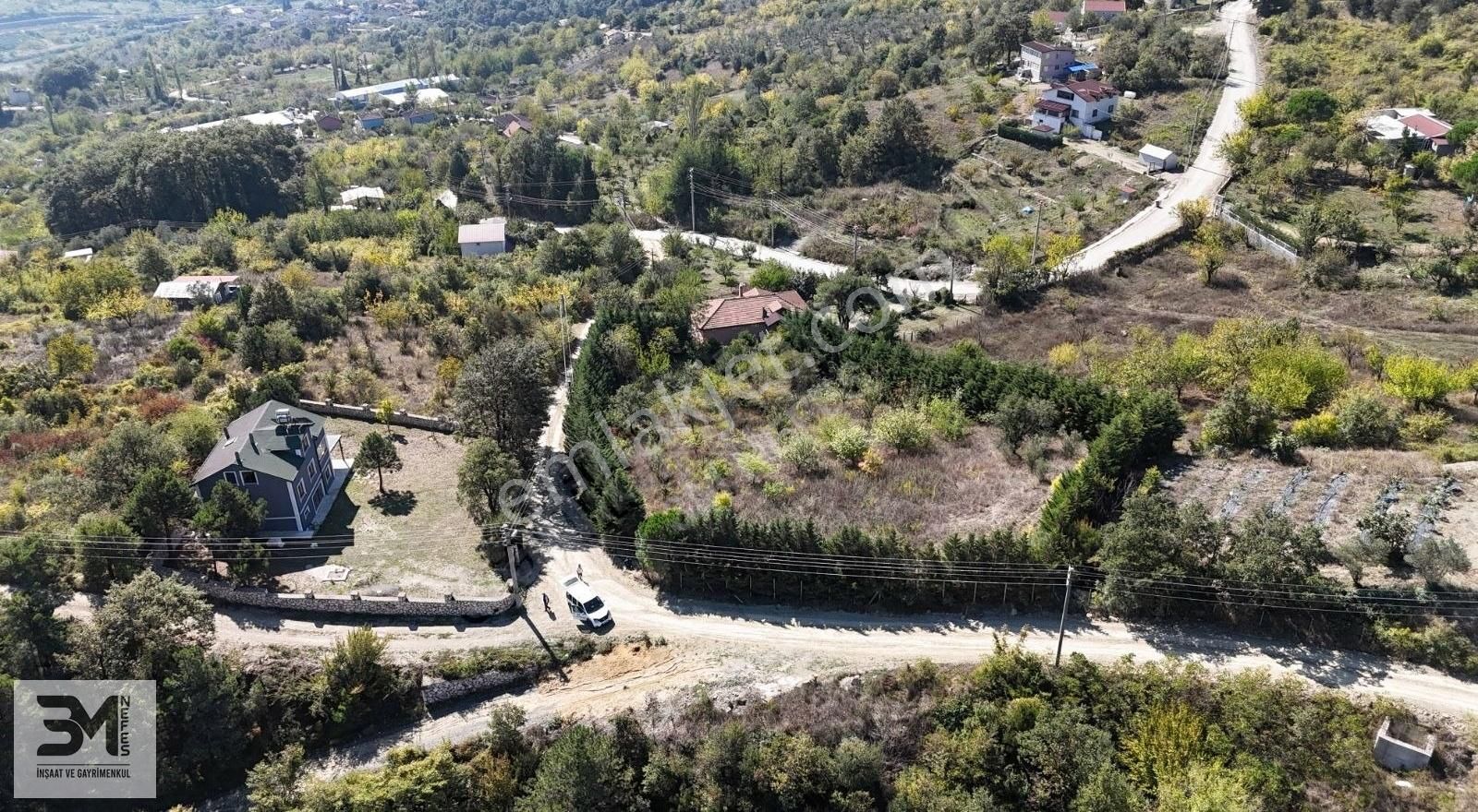 Geyve Bağlarbaşı 2850 M2 ,su Aboneliği,beton Direk İle Çevrili - Görsel 4