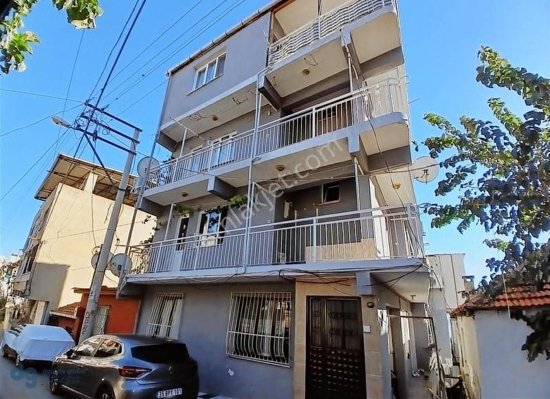 Bayraklı Alpaslan Kiralık Daire Kiralık Daire 1. Kat 3+1 Büyük Mutfak Geniş Balkon