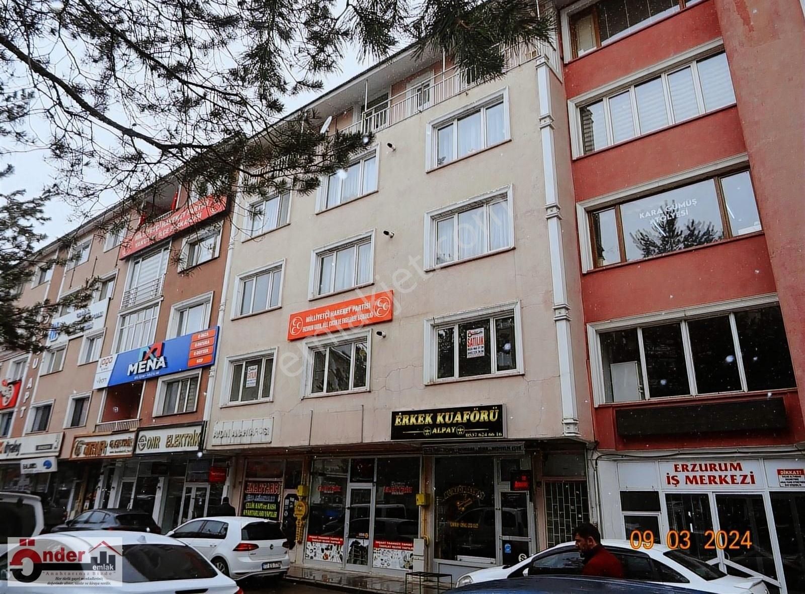 Yakutiye Lalapaşa Satılık Ofis ÖNDER EMLAKTAN PELİT MEYDANINDA SATILIK OFİS