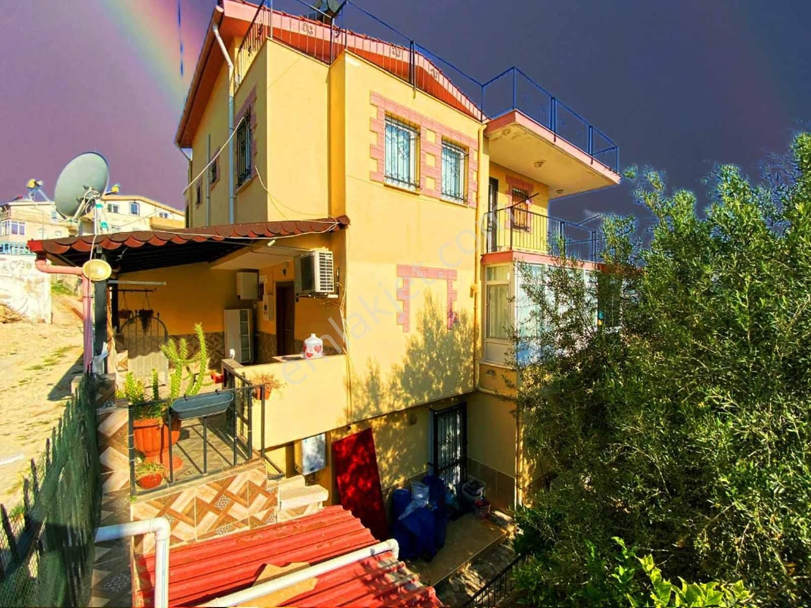 Kuşadası Karaova Kiralık Villa 🌞 Kiralık 3+1 Triplex 