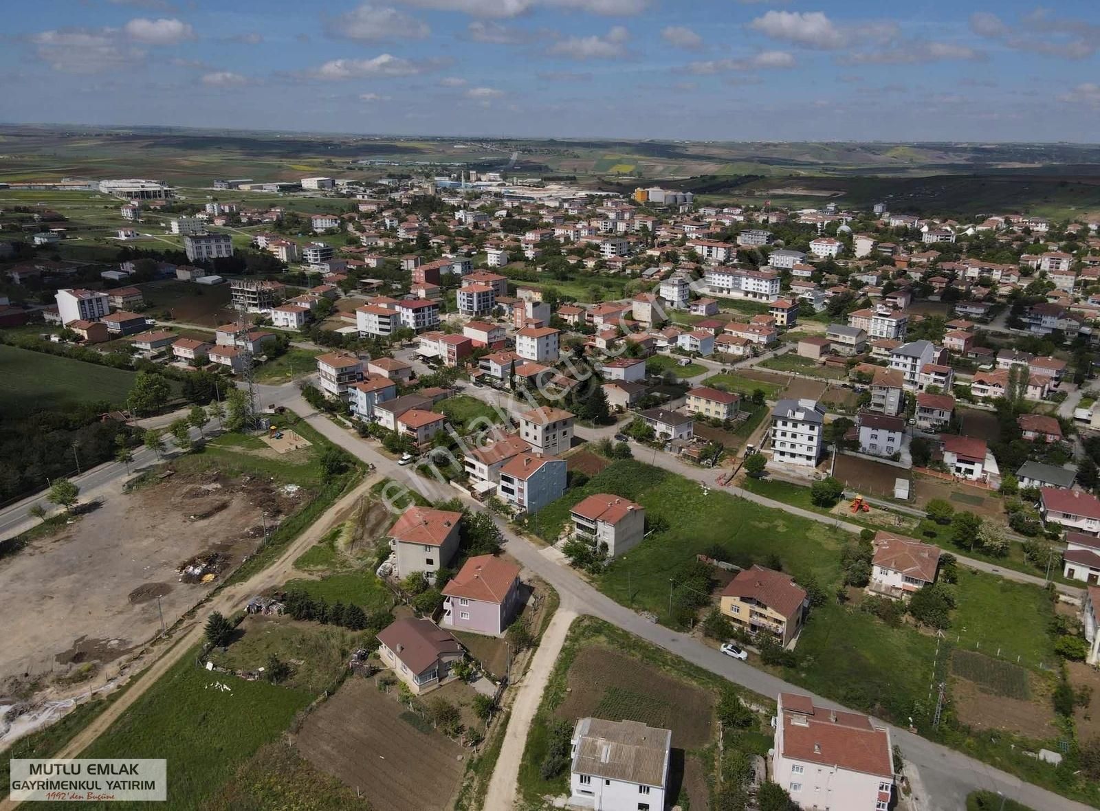 Silivri Değirmenköy İsmetpaşa Satılık Konut İmarlı MUTLU EMLAK 503 METRE 6 DAİRE 3 KAT 0.35 İMAR NET ARSA İFRAZLI