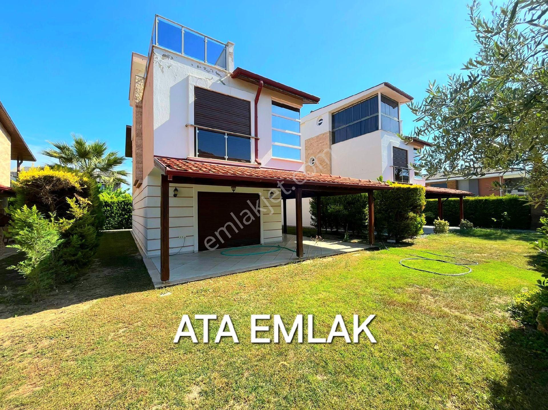 Kuşadası Karaova Satılık Villa KAÇIRILMAYACAK FIRSAT DENİZE VE BÜYÜK AVM'YE ÇOK YAKIN TEK MÜSTAKİL 4+1 VİLLA