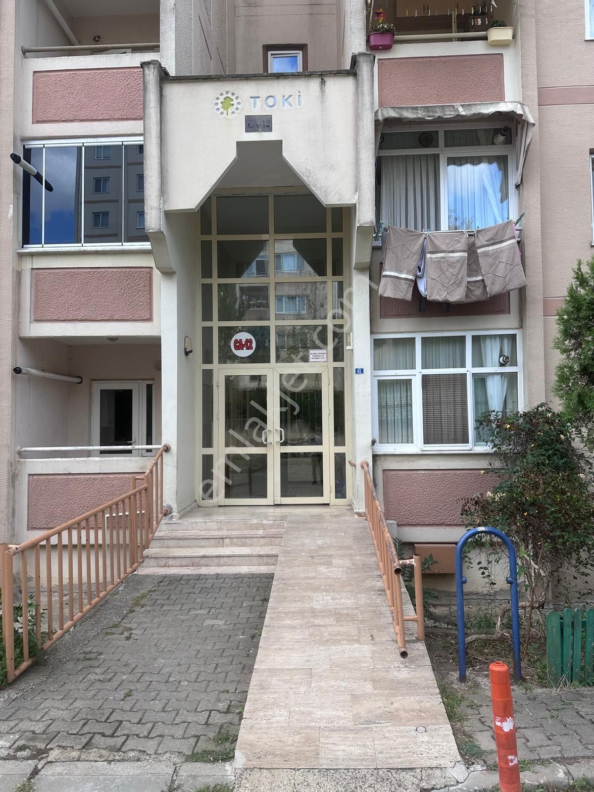 İzmit Ayazma Satılık Daire  PlanB'den Ayazma Toki Konutları satılık 3+1