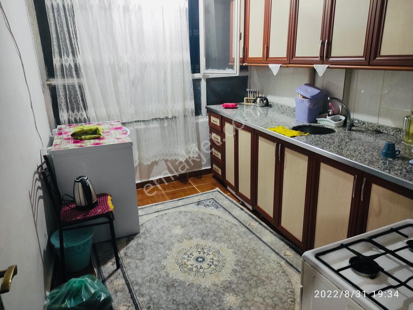 Bağlar 5 Nisan Satılık Daire  BAĞLAR NÜKHET COŞKUN CADDESİNDE SATILIK 3+1 DAİRE