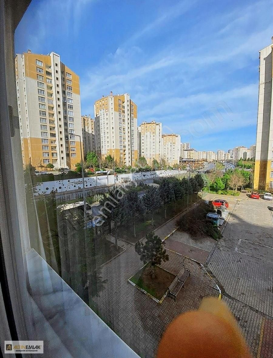 Başakşehir Kayabaşı Satılık Daire KAYAŞEHİR 7.BÖLGE ÜST ADA 75M2 SATILIK TAPULU 2+1 DAİRE