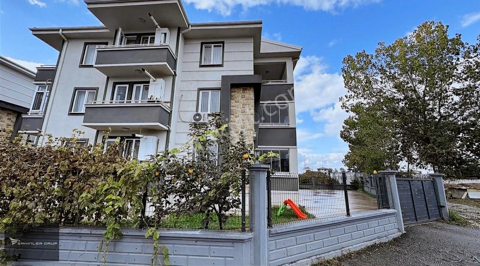 Serdivan Yazlık Satılık Daire FIRSAT !! SERDİVAN YAZLIK SİTE İÇİ MODERN FERAH & 2+1 LÜKS DAİRE