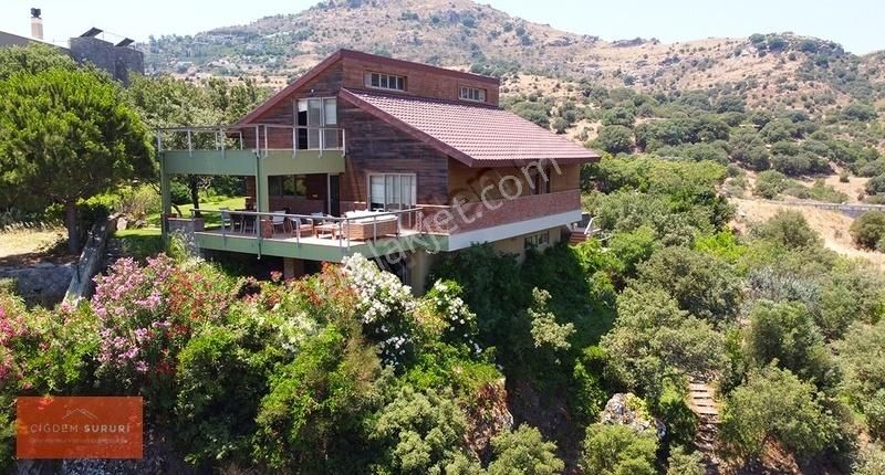 Bodrum Yahşi Satılık Villa Bodrum Yahşi'de 5 dönüm içerisinde müstakil havuzlu villa