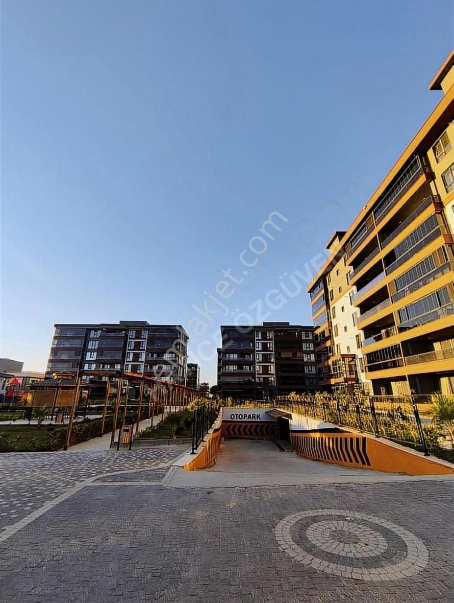 Çerkezköy Cumhuriyet Satılık Daire TEPEDE PARK ORMAN EVLERİNDE SATILIK 4+1 DAİRE