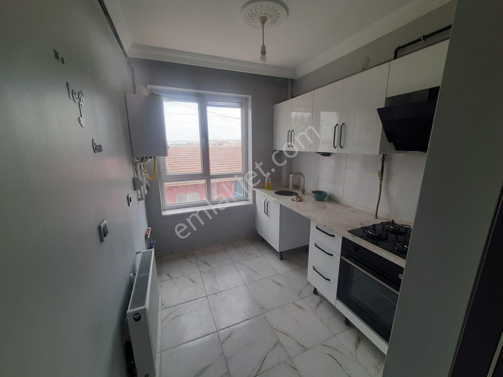 Odunpazarı 71 Evler Kiralık Daire  71 EVLER MAHALLESİ ŞEHİR HASTANESİ YAKINI 2+0 KİRALIK DAİRE