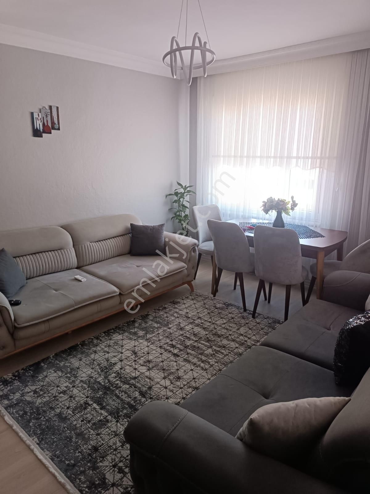 Bağcılar Kirazlı Satılık Daire  TORUNLAR EMLAKTAN SATILIK 2+1 4.KT Balkonlu DAİRE KİRAZLI DA