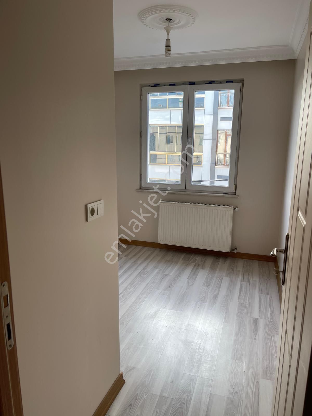 Başakşehir Güvercintepe Satılık Daire GÜVERCİNTEPE FATİH CADDESİ ÜZERİNDE 3+1 ÖN CEPHE BOŞ SATILIK DUBLEX DAİRE