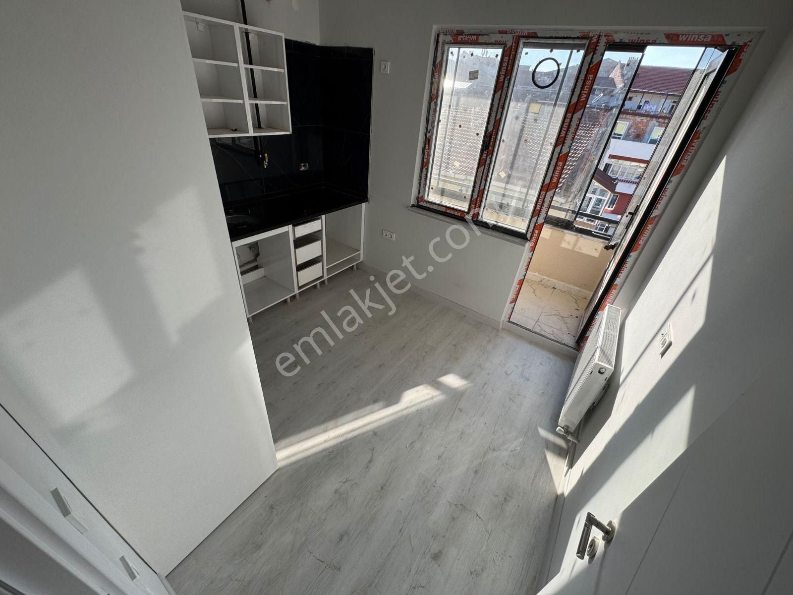 Ekşioğlu' Ndan Tekirdağ Süleymanpaşa 100.yıl Mah 2+1 Satılık Daire - Görsel 14