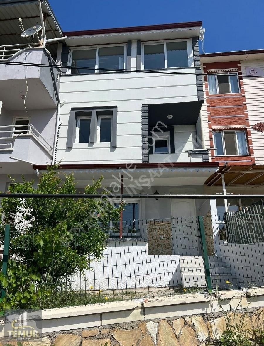 Alanya Okurcalar Satılık Daire ALANYA OKURCALARDA YÜZME HAVUZLU SİTEDE 4+1 270M2 TRİPLEKS