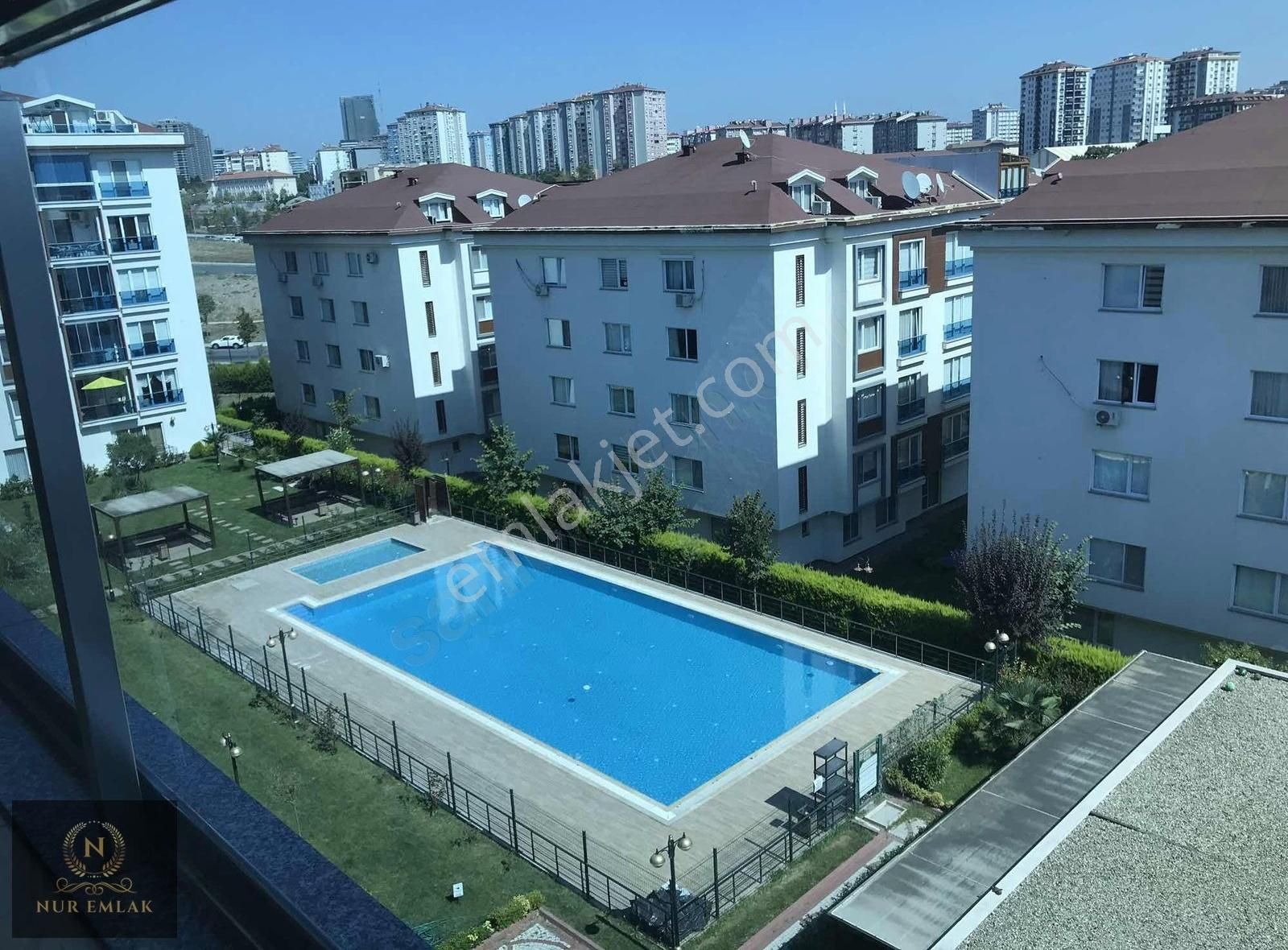 Beylikdüzü Adnan Kahveci Satılık Daire DORAPARK İKİDE CADDE CEPHELİ ARA KAT 3+1 LÜX DAİRE