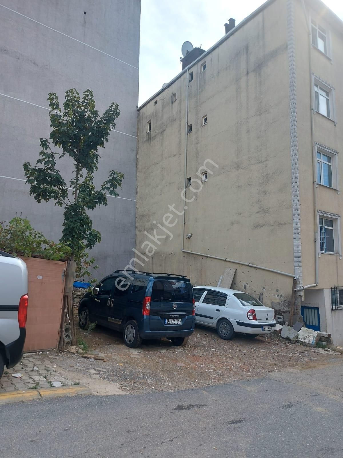 Sancaktepe Yenidoğan Satılık Muhtelif Arsa  BAHTİYAR GAYRİMENKULDEN SANCAKTEPE YENİDOĞANDA SATILIK ARSA