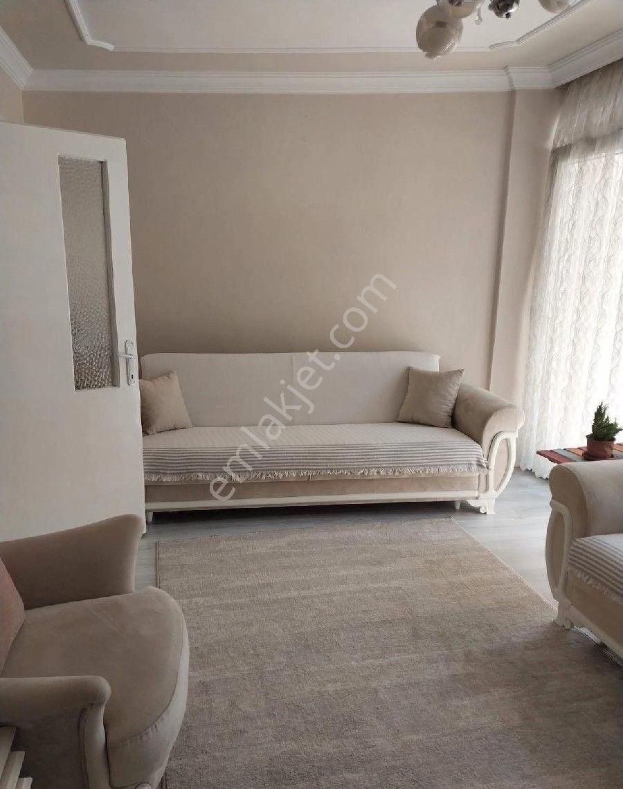 Akhisar Kethüda Satılık Daire 1.500.000 TL YE SATILIK DAİRE