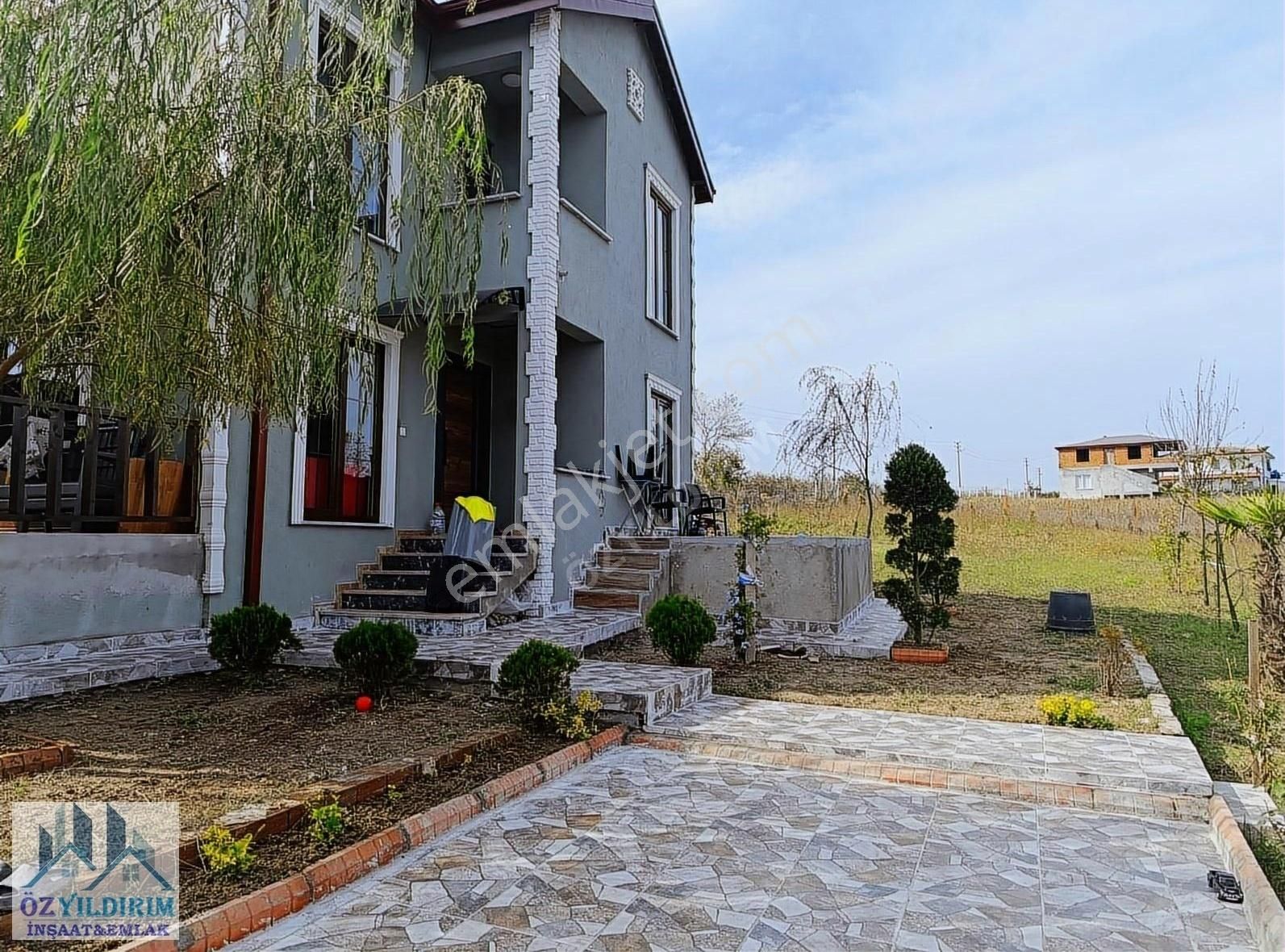 Sakarya Kaynarca Satılık Yazlık Sakarya Kaynarca 1340m2 üzerinde full eşyalı dubleks villa