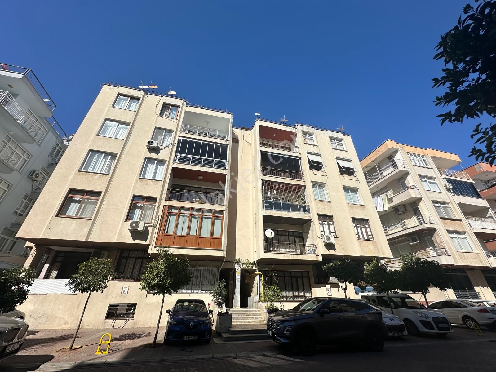 Yenişehir İnönü Satılık Daire  ARVE'DEN İNÖNÜ MAH.DE HEM FORUMA VE SAHİLE YAKIN GENİŞ 2+1 DAİRE