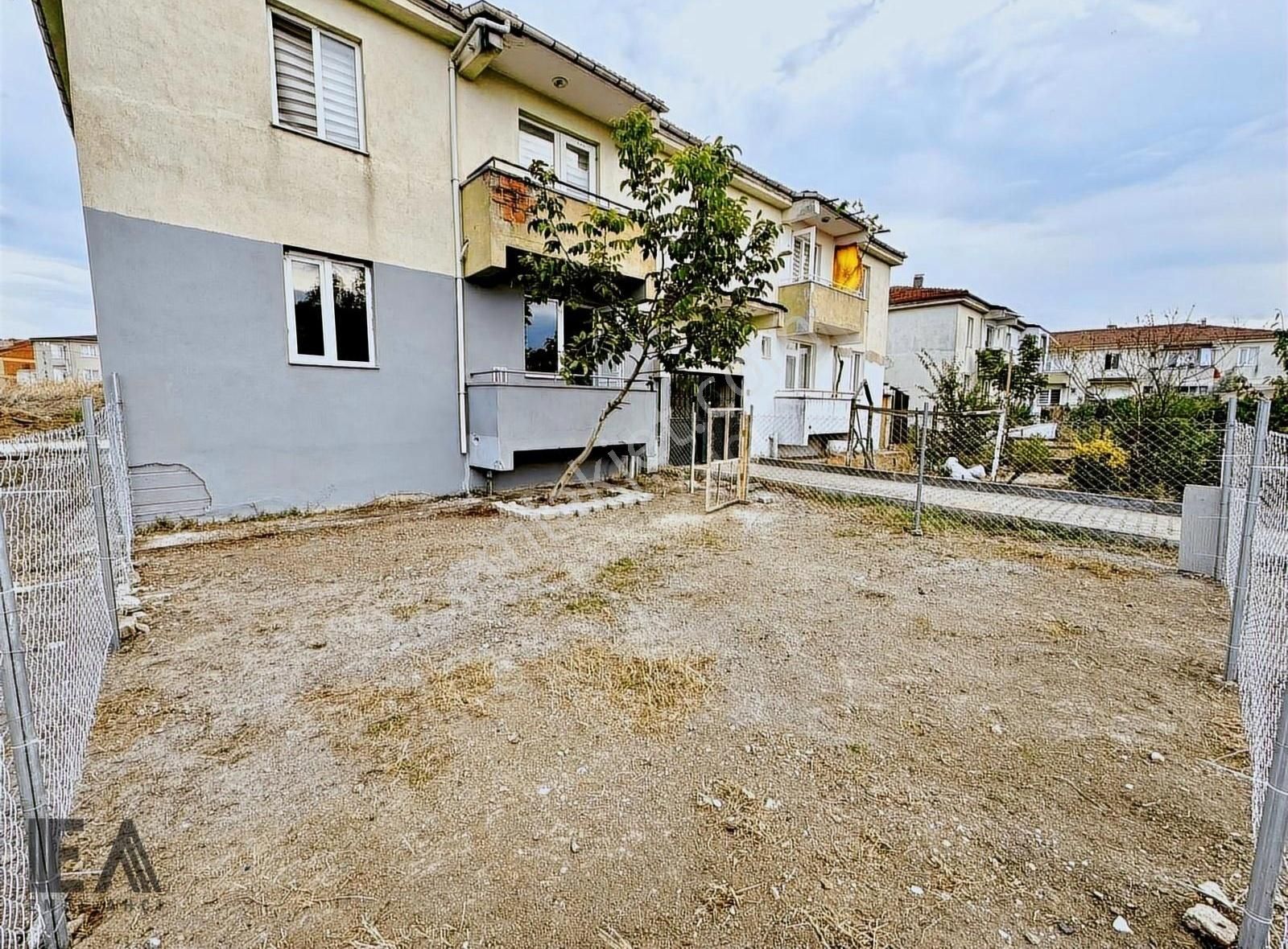 İnegöl Cumhuriyet Satılık Daire ARAÇ TAKASINA UYGUN ALANYURTTA BAHÇELİ 2+1 SIFIR DAİRE