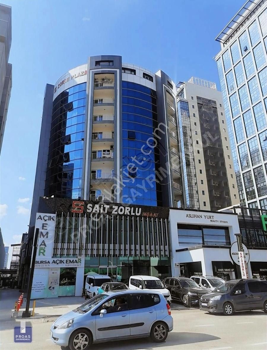 Nilüfer Odunluk Satılık Ofis ODUNLUK SAİT ZORLU PLAZADA CADDEYE CEPHE 80 M2 OFİS