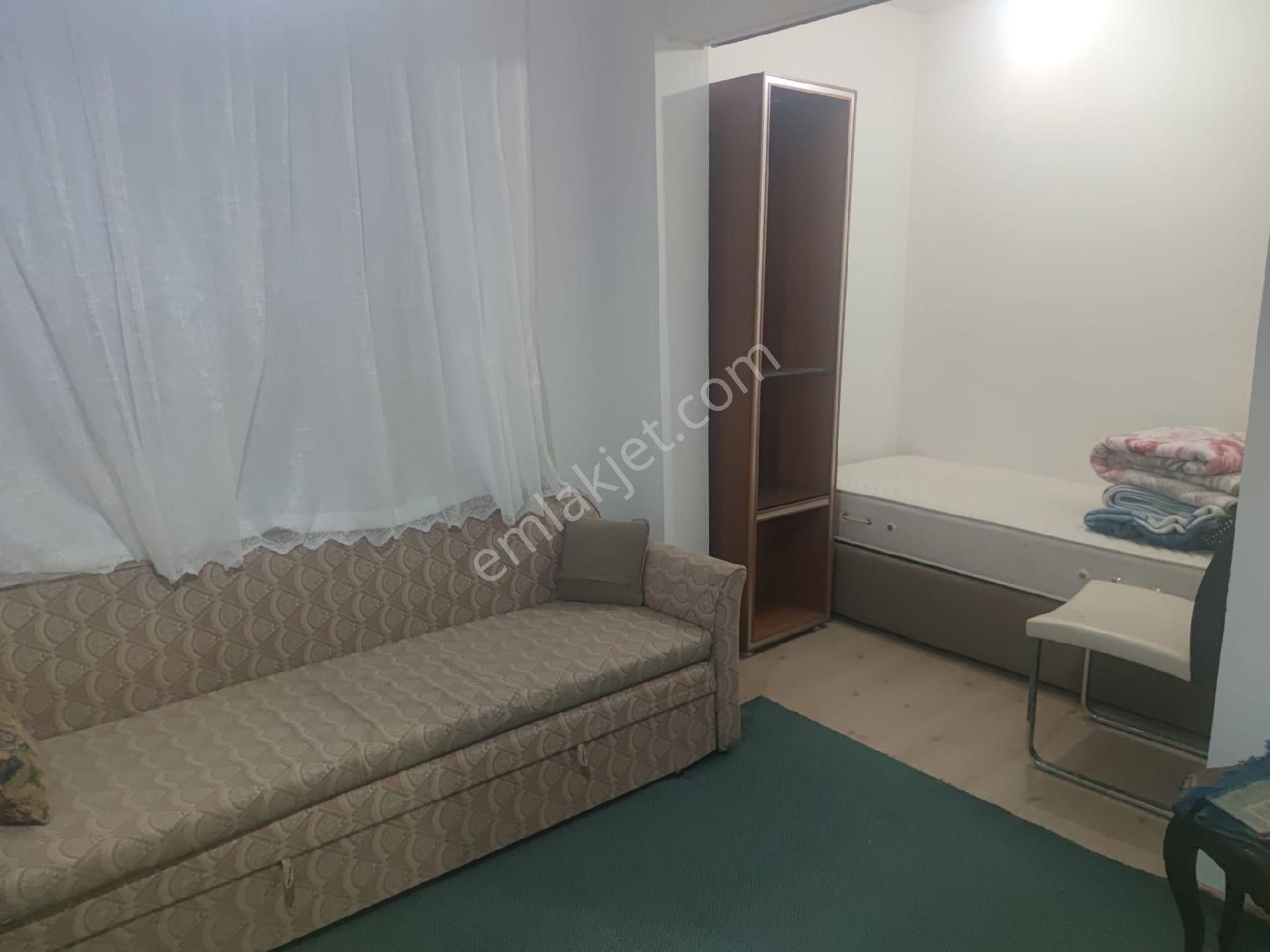 Tuzla Evliya Çelebi Kiralık Daire Evliya Çelebi Mahallesi'nde 1+1 Temiz Eşyalı Kiralık Daire