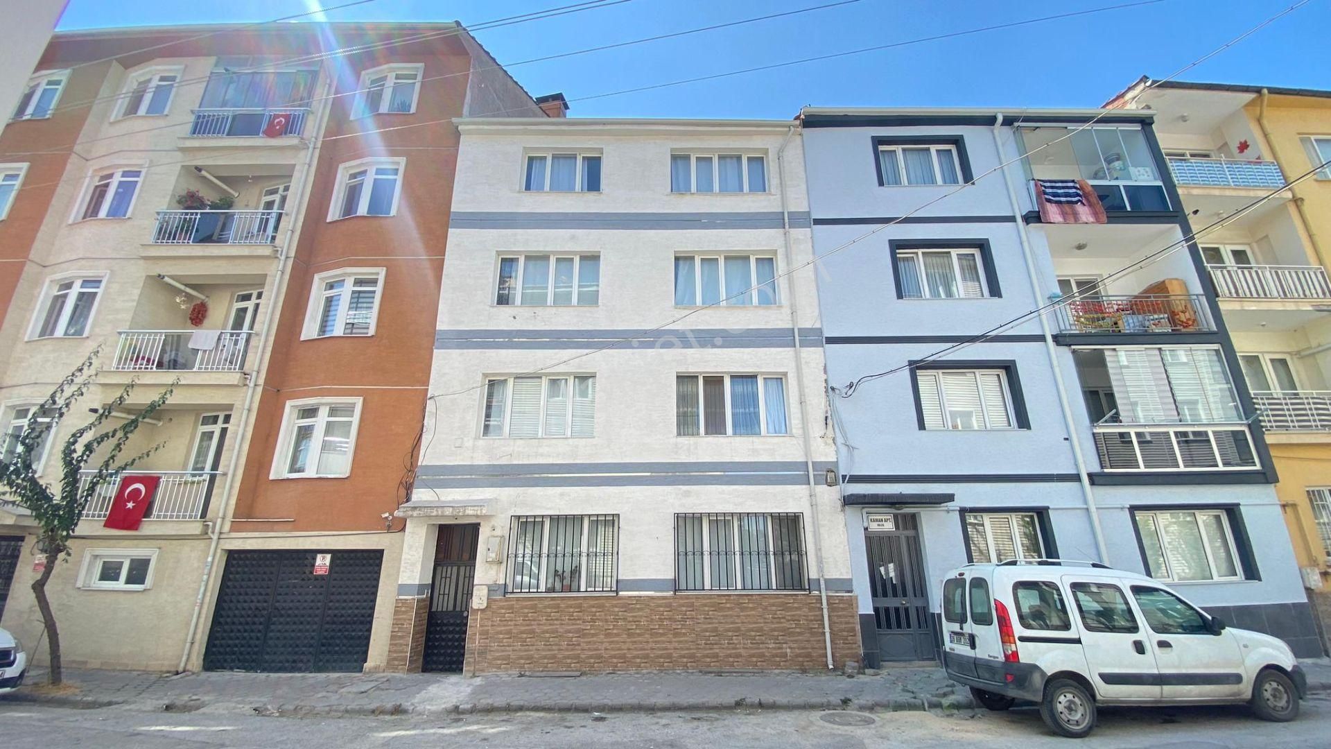 Tepebaşı Ömerağa Satılık Daire  BUKET EMLAKTAN ÖMERAĞA MH SATILIK 3+1 DAİRE 