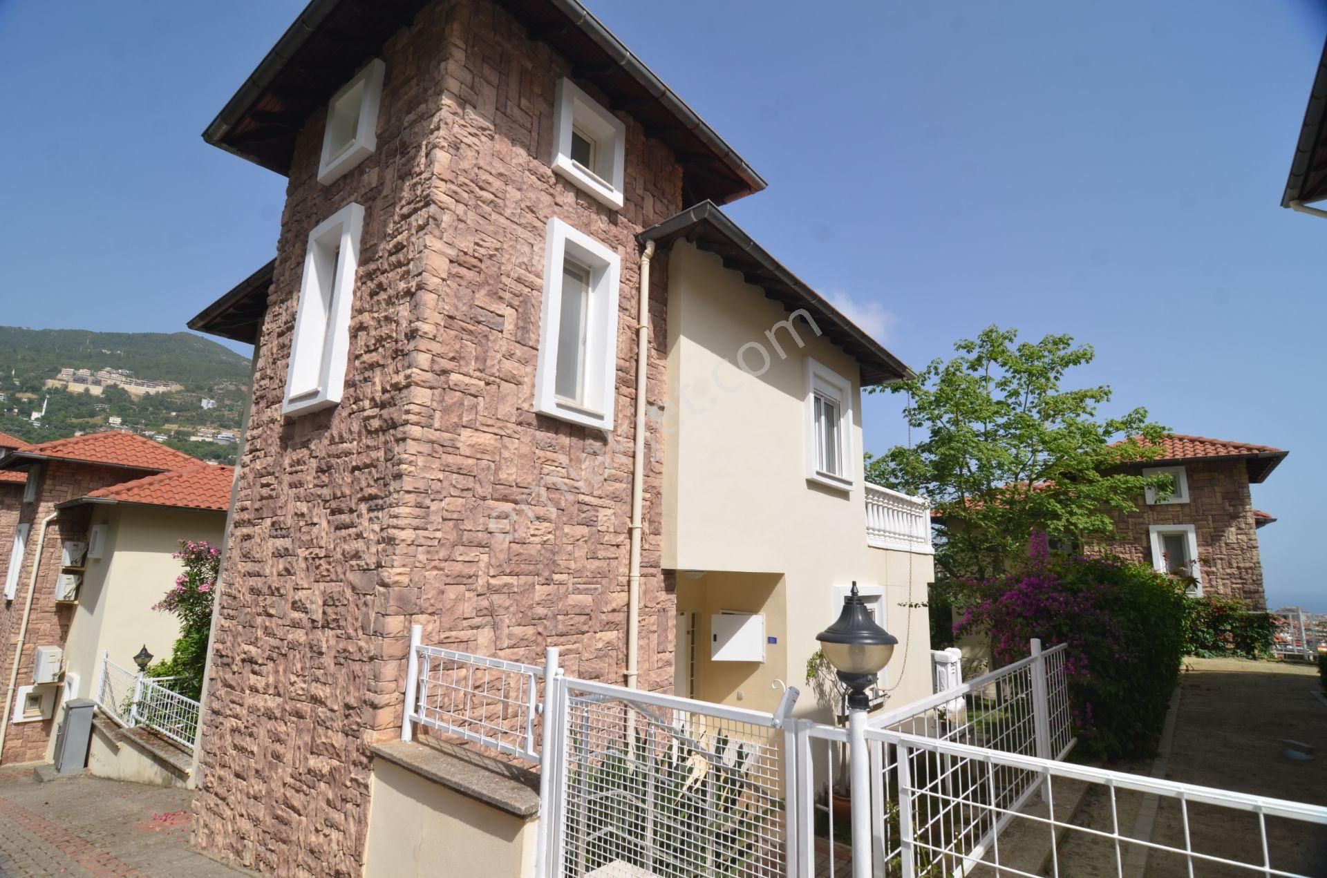 Alanya Tepe Satılık Villa Alanya Tepe Mahallesinde Satılık 2+1 Eşyalı Villa