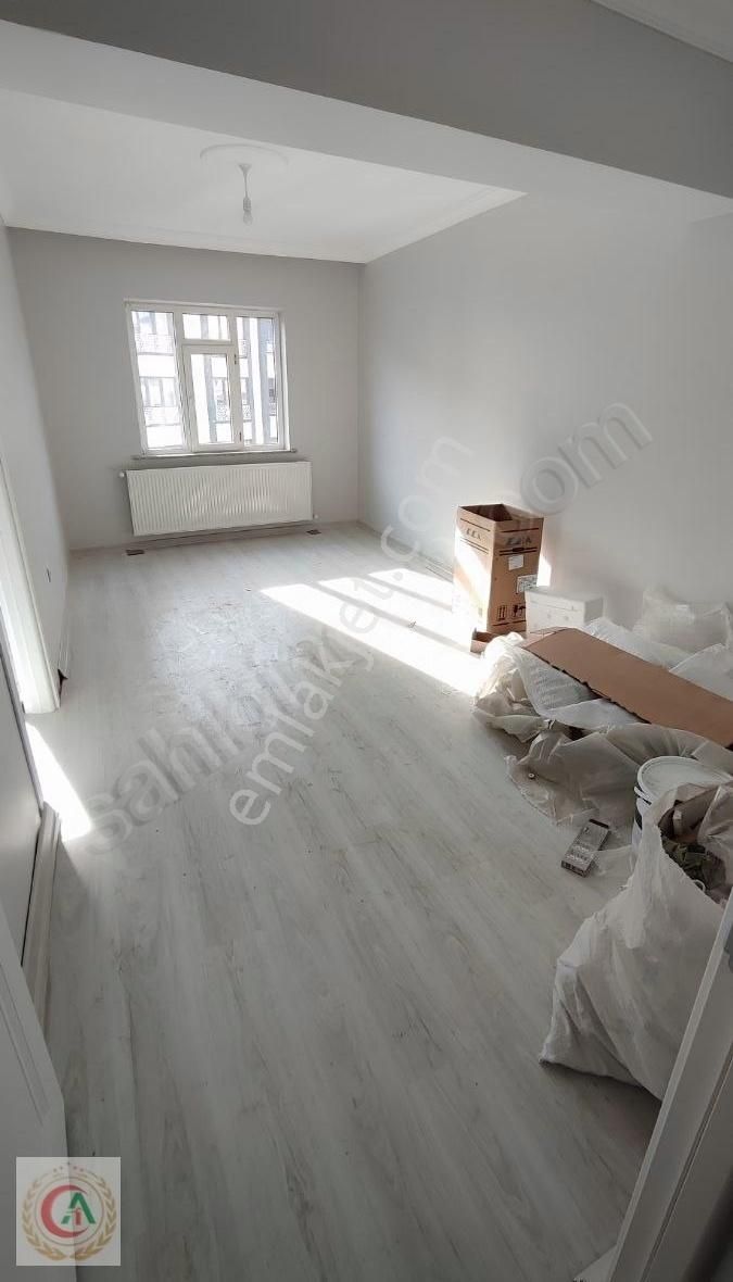 Sultangazi Yunus Emre Kiralık Daire YUNUSEMRE MAH KİRALIK DAİRE 1.KAT 2+1 100m2 İÇİ KOMPLE YENİLENDİ