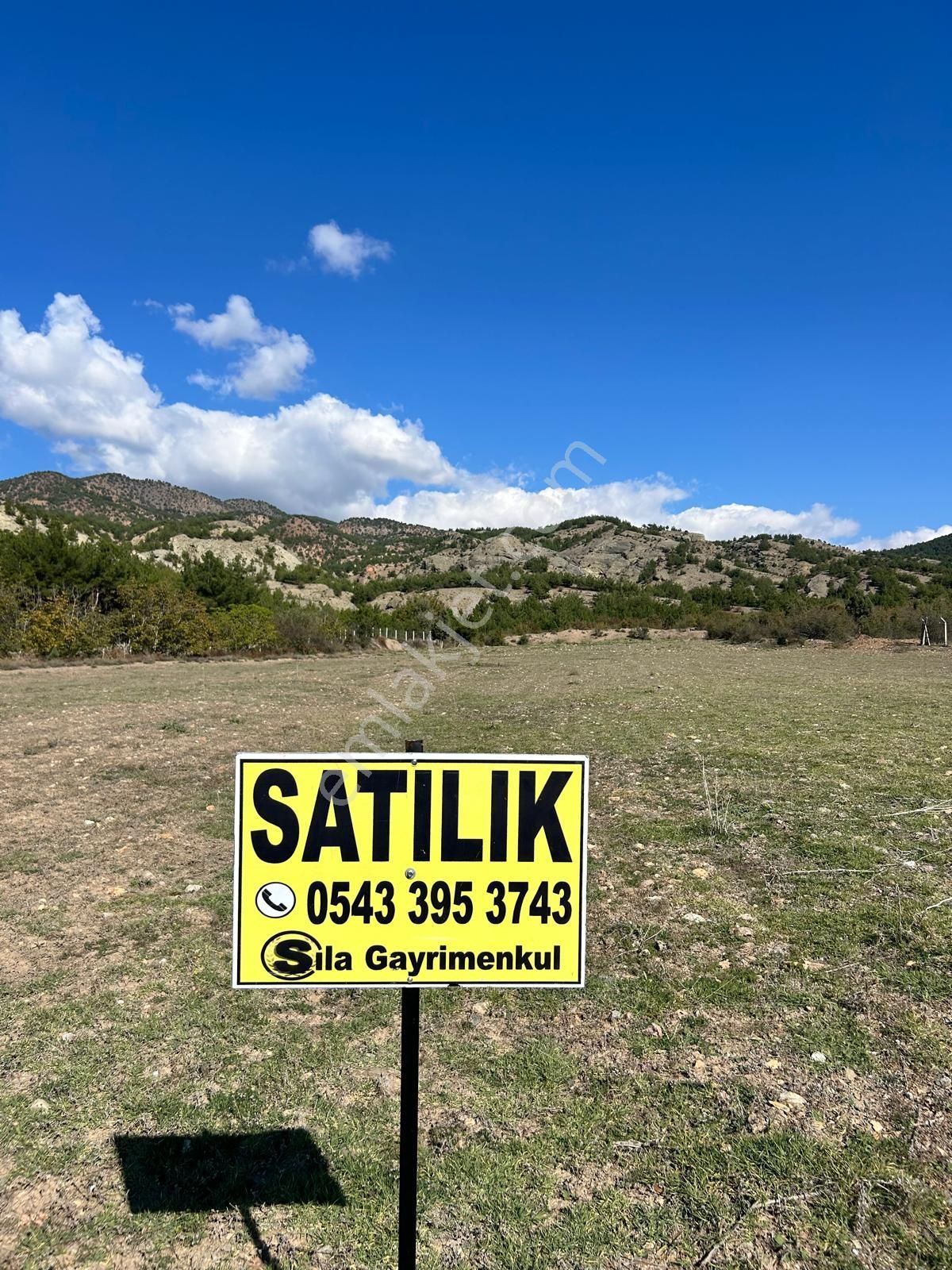 Osmancık Eymir Satılık Konut İmarlı Sıla GAYRİMENKULDEN 585M2. 2 KAT İMARLI ORMANLIK BÖLGEDE ARSA