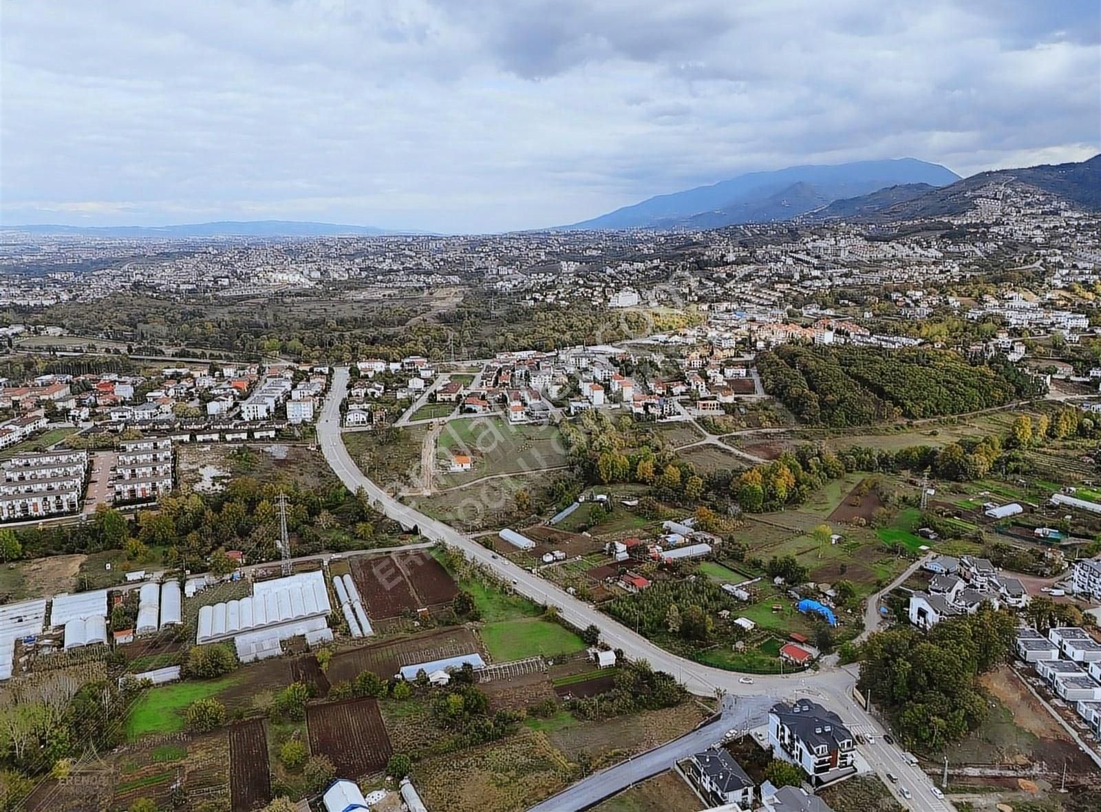 Başiskele Atakent Satılık Villa İmarlı ERENOĞLU GM'DEN YENİKÖY HARİKA KONUMDA 1457 M2 İMARLI ARSA