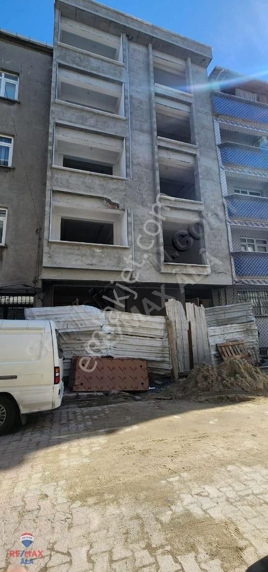 Sultangazi Uğur Mumcu Satılık Daire REMAX ALA'DAN UĞUR MUMCU MAHALLESİ'NDE SATILIK SIFIR DAİRE