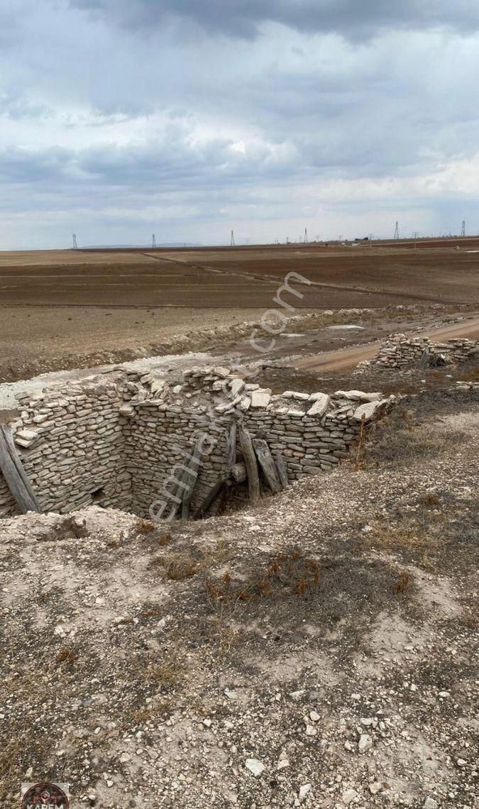 Karaman Merkez Yazılı Köyü Satılık Müstakil Ev KAREM GAYRİMENKUL'DEN YAZILI SATILIK   1100 M²  2 KATLI EVİ   DEPOSU   ELEKTRİK VE SU VAR  KULLANILI