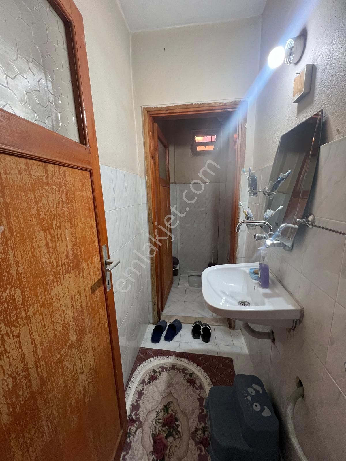 Fevzipaşa Mahallesi 2+1 3 Katlı Komple Satılık Müstakil Ev - Görsel 14