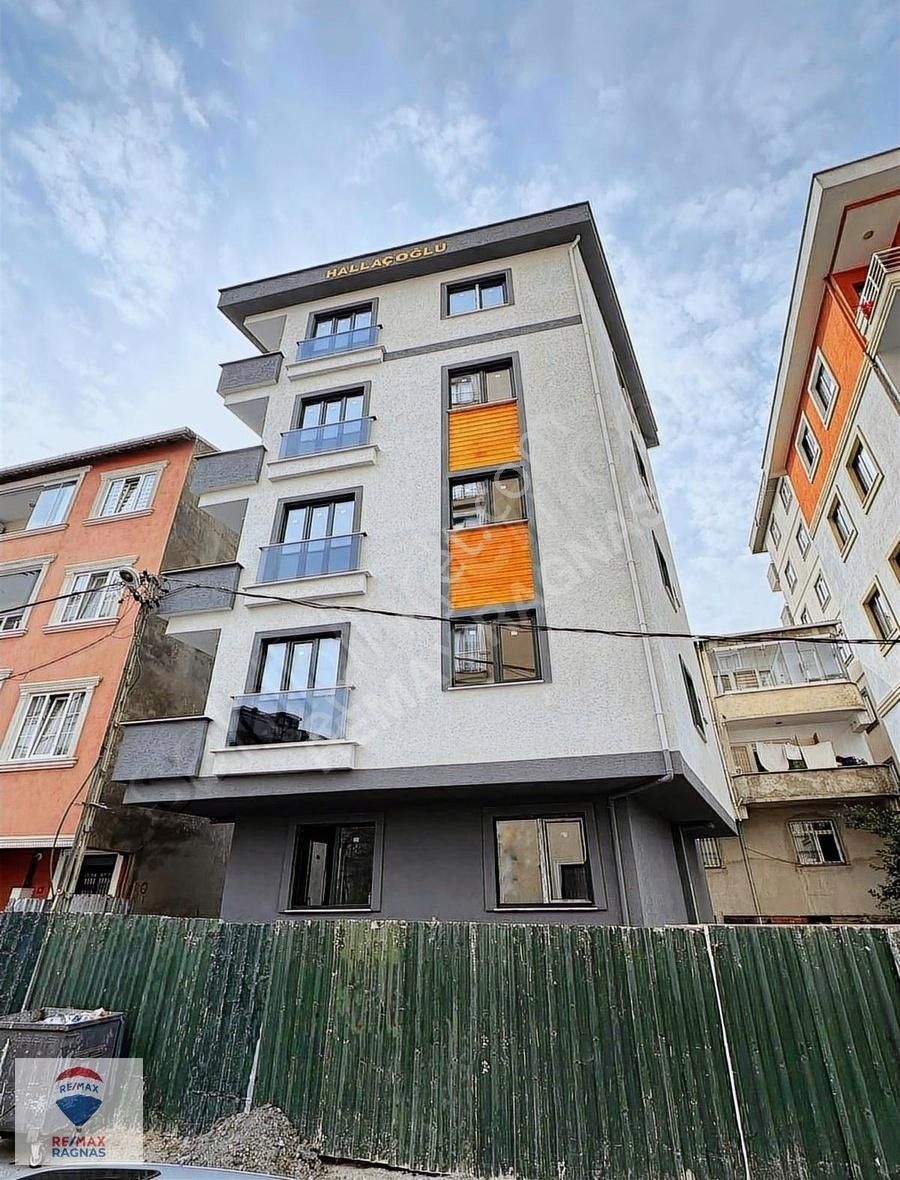 Ümraniye İnkılap Satılık Daire İNKILAP MAHALLESİ'NDE 2+1 ARA KAT SIFIR FIRSAT DAİRE