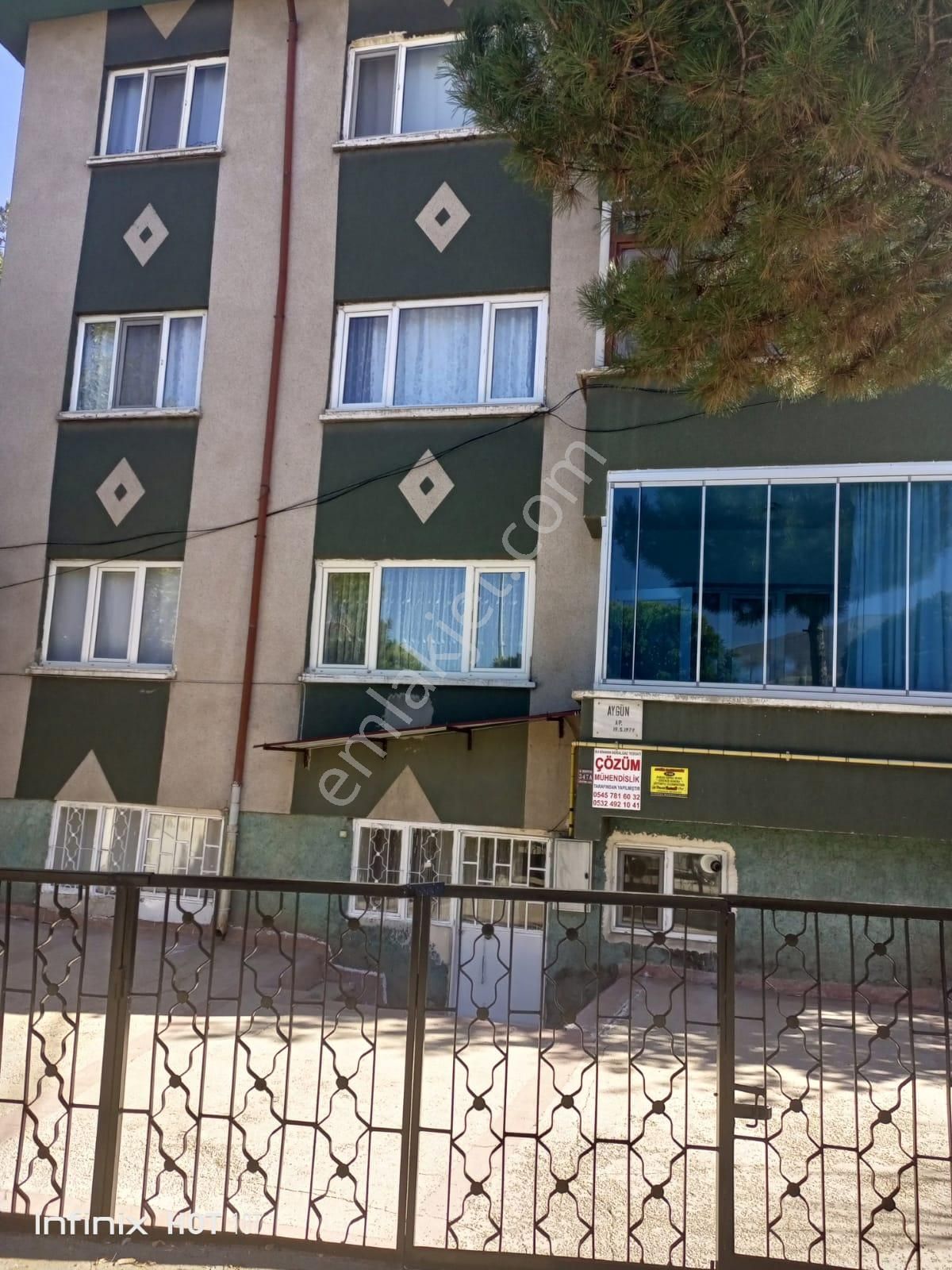 Divriği Mercantepe Satılık Daire  ATATÜRK CADDESİNDE KAÇIRILMAYACAK SATILIK DAİRE