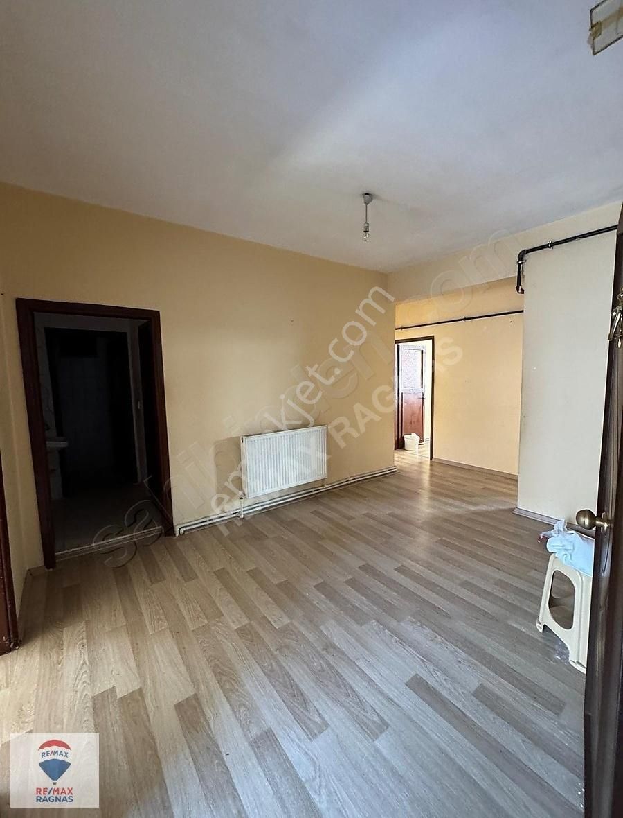 Sancaktepe Eyüp Sultan Kiralık Daire EYÜPSULTAN MH SAMANDIRA M5 METRO 700 M. 3+1ARAKAT 160M2 KİRALIK